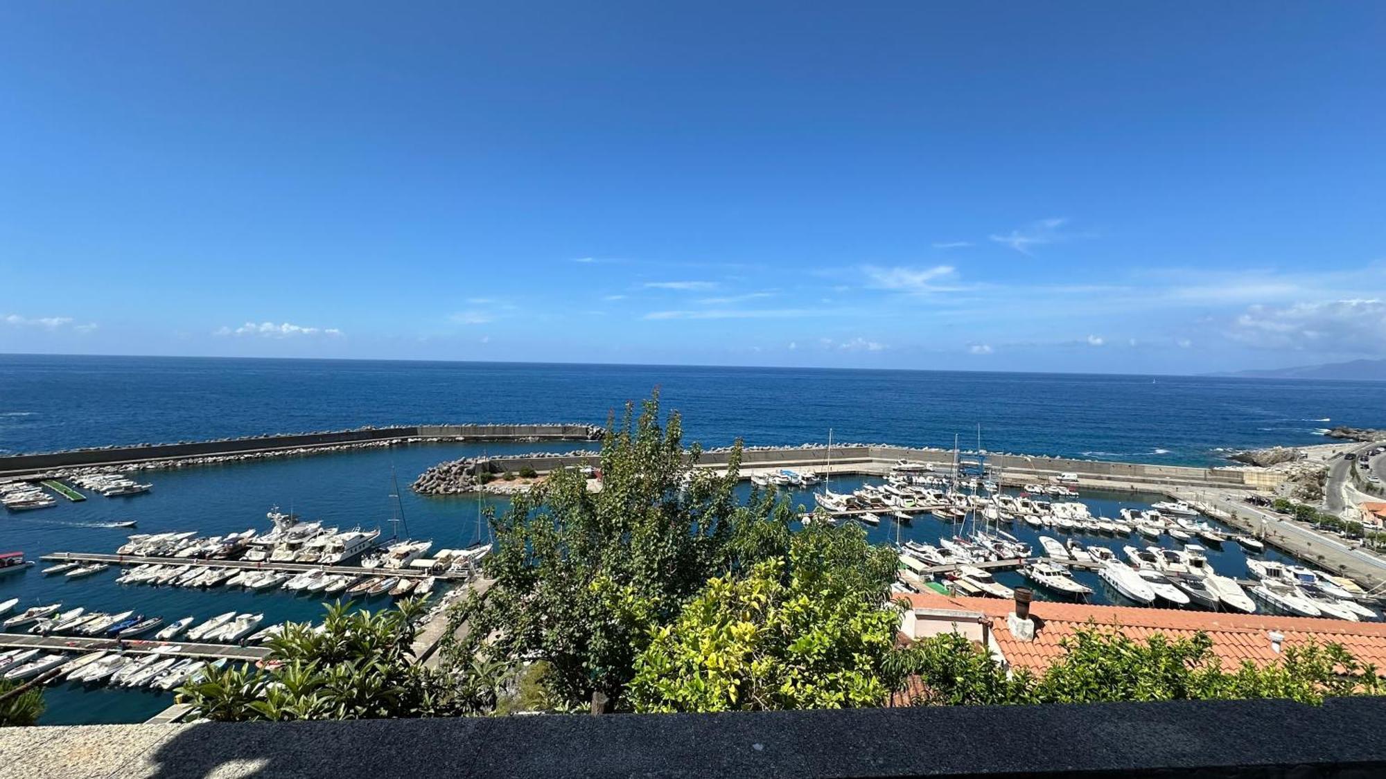 Casa Vacanze Nonna Sissi Apartment Maratea Bagian luar foto